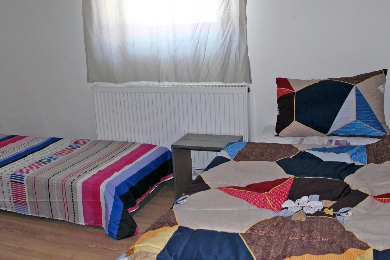 Dusan Apartments Orlová Екстериор снимка