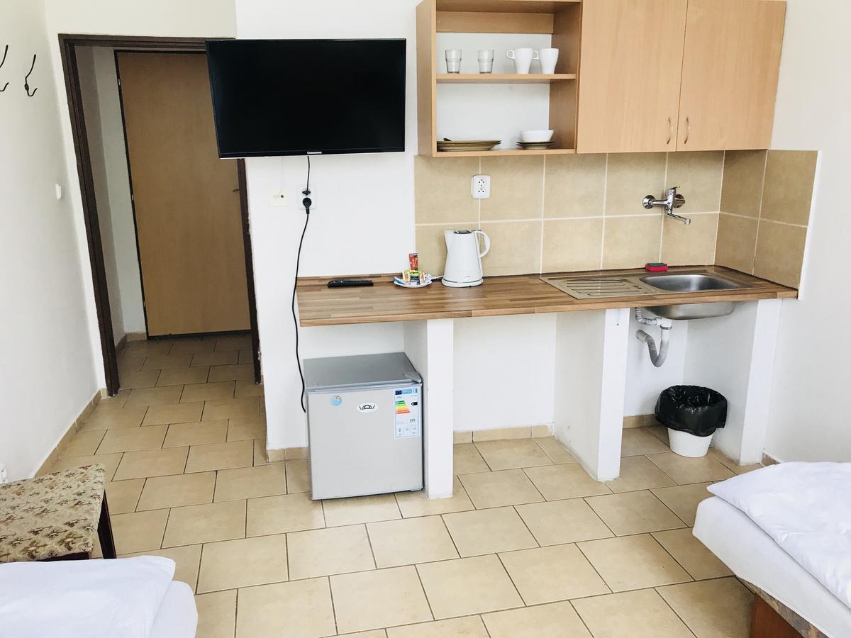 Dusan Apartments Orlová Екстериор снимка